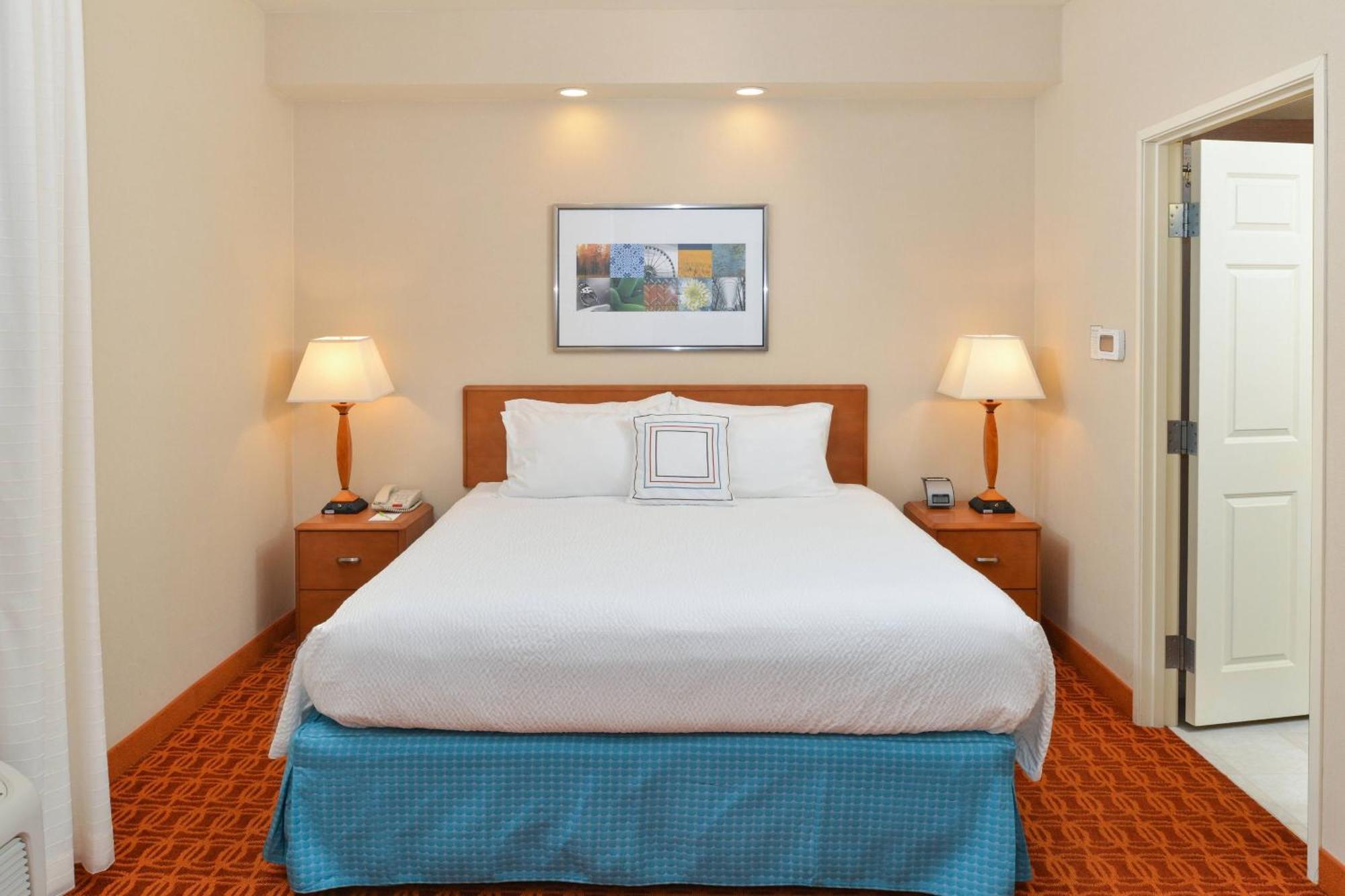 Fairfield Inn And Suites By Marriott Elk Grove Ngoại thất bức ảnh