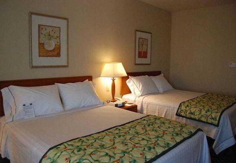 Fairfield Inn And Suites By Marriott Elk Grove Ngoại thất bức ảnh