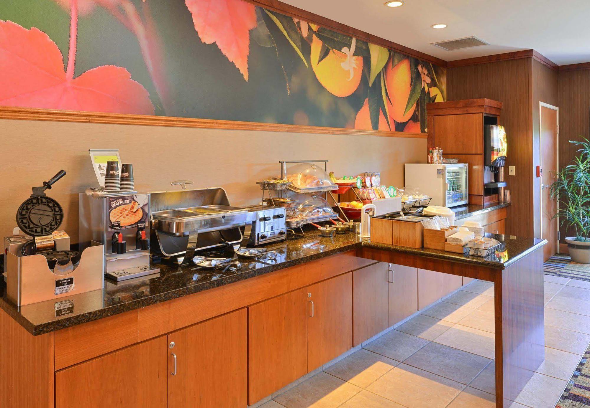 Fairfield Inn And Suites By Marriott Elk Grove Ngoại thất bức ảnh